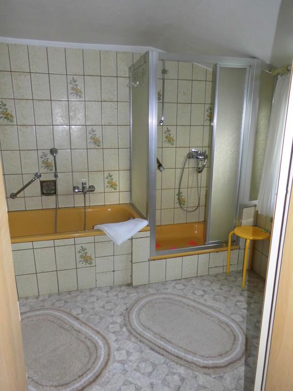 Koester & Hahnemann Rinteln Kamer foto